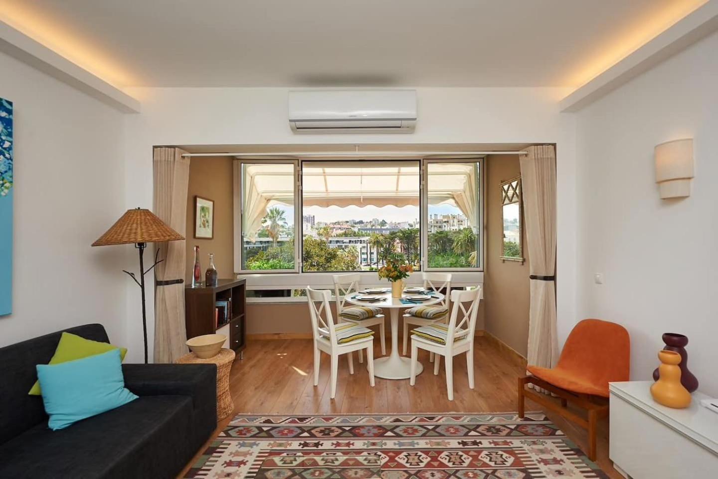 Sea View 2 Mins Walk To Beach And Estoril Casino المظهر الخارجي الصورة